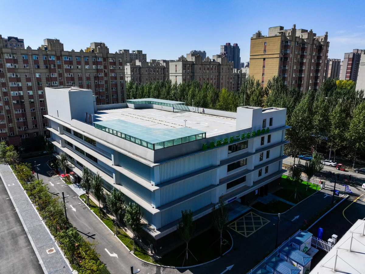 长春城投停充一体化网约车服务中心