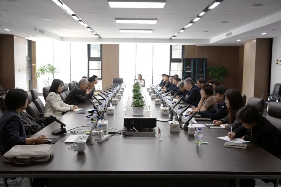 吉林大学新能源与环境学院到访长春城建集团座谈交流