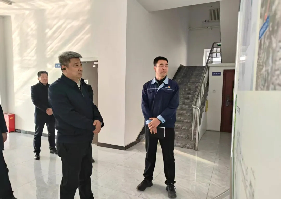 长春城建集团党委书记、董事长一行 深入排水公司西郊分公司开展调研